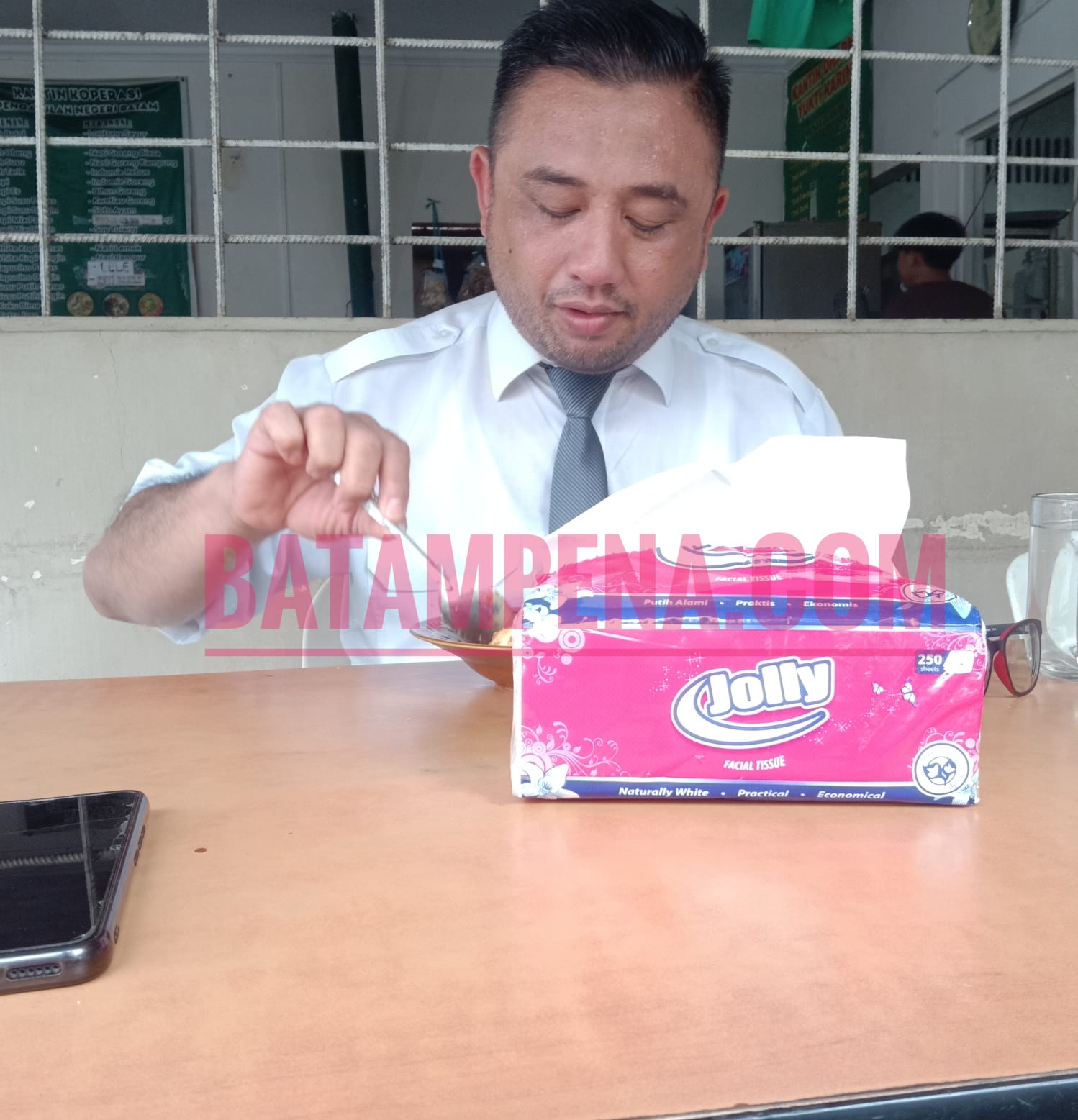 Benny Yoga Dharma yang merupakan juru bicara PN Batam serta ketua majelis hakim.(Sumber foto: JP - Batampena.com)