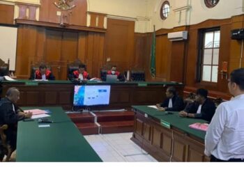Suasana sidang pembacaan vonis oleh majelis hakim PN Surabaya terhadap terdakwa Gregorius Ronald Tanur.