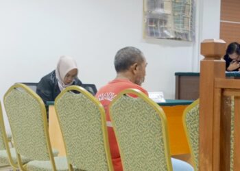 Telponan saat Persidangan Jaksa Zulna Yosepha Ditegur Hakim PN Batam 