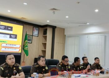 Suasana konfrensi pers catatan akhir tahun 2024 di Kejari Batam. (sumber foto: JP - BatamPena.com)