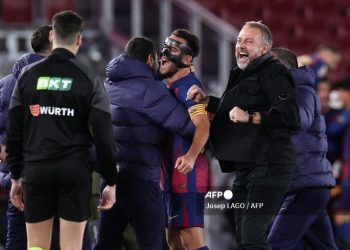 Hansi Flick Kembali Bahagia Setelah Barcelona Kalahkan Atletico Madrid