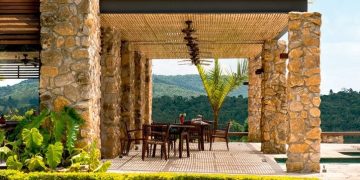 5 Gaya Tiang Teras Batu Alam Paling Mewah