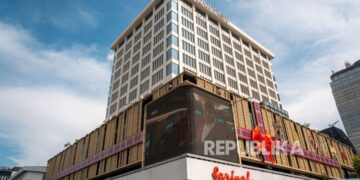 Sarinah Terbakar: Kisah Tragis dari Nama Pengasuh Bung Karno