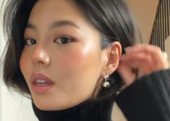 Olsen Twins’ Coat-Hair Hack: The Buzzing New Trend