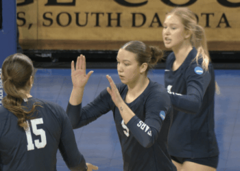 Snoozy Shines in Hometown National Final