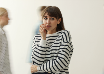 Psikologi: 7 Kebiasaan Tak Sadar yang Menghalangi Kedekatan