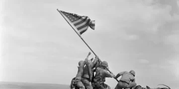 Iwo Jima: Kemenangan Berdarah Marinir AS