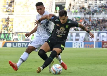 Mentalitas Uston Nawawi: Persebaya Surabaya Yakin Kalahkan Borneo FC