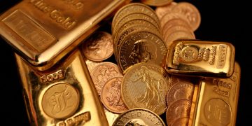 Gold Shatters $5,000 Barrier