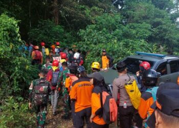 Serpihan ATR Jatuh: Penemuan Dramatis Dekat Bulusaraung