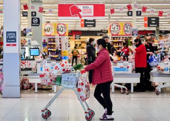 Australia’s Economy Surges to Near Three-Year High