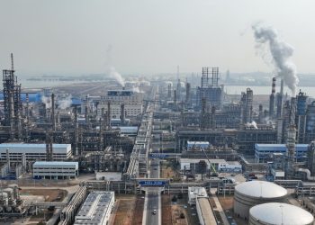 China’s Teapot Refineries: Brewing Economy, Broiling Under Crude Prices