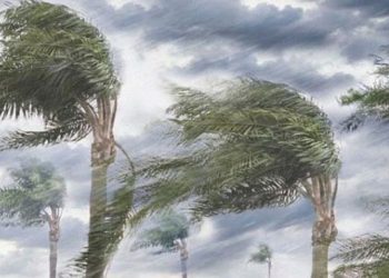 Cuaca Bali 1 April 2026: Angin Kencang 30 km/jam