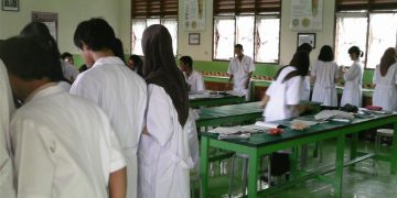 Siswa SMAN 1 Purwakarta Diblacklist Universitas Karena Hina Guru?