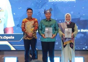 Pimpinan dan Anggota DPRD Kota Batam Hadiri Pisah Sambut Dan Lanud Hang Nadim