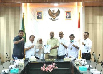 Rapat Koordinasi dengan Pimpinan DPRD, Bapemperda Bahas Revisi Ranperda Pengelolaan Persampahan Jadi Ranperda Kumulatif Terbuka
