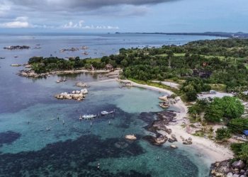 Kepulauan Belitung: Pesona Pantai Pasir Putih dan Formasi Batu Granit Raksasa yang Menarik Wisatawan