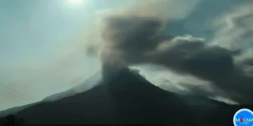 Gunung Lewotobi Alami 1 Gempa Hembusan dan 24 Tremor Non-Harmonik