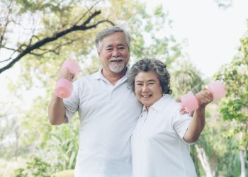 Bukan Hanya Stres Biasa, Mengapa Usia Paruh Baya Rentan Cemas dan Cara Mengatasinya