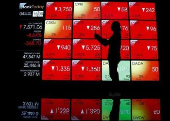 IHSG jatuh, BBCA turun ke 5.800, apa penyebabnya?