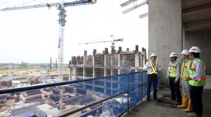 Konstruksi masih berat di 2026, pantau saran analis
