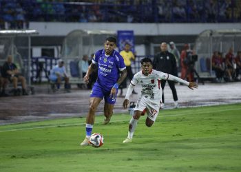 Persib Kalah dengan Luka di Tangan Bali United