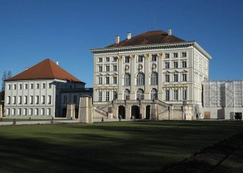 5 Fakta Menarik Istana Nymphenburg, Perhiasan Arsitektur Barok Jerman