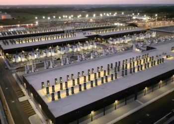 Pusat data jadi sasaran Iran, stabilitas teknologi Timur Tengah terancam