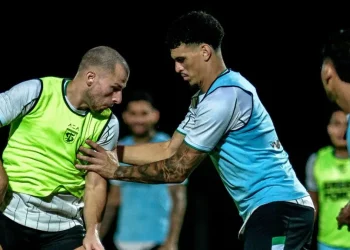 Jangan Ketinggalan! Live Streaming Derby Jatim Arema FC vs Persebaya Hari Ini