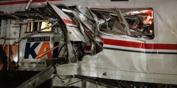 Korban selamat tabrakan kereta Bekasi Timur beri pengakuan mengerikan
