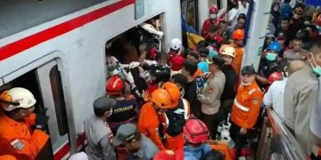 Kecelakaan Kereta Bekasi: 7 Tewas, 81 Terluka, Evakuasi Berlangsung