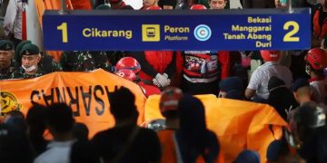 Innalillahi, Guru SD Tewas dalam Kecelakaan Kereta di Bekasi, Kirim Pesan ke Penjaga Sekolah Sebelum Tragedi