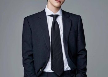 Biodata Kwak Dong Yeon, Anggota Baru THEBLACKLABEL