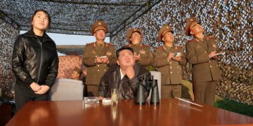 Foto: Kim Jong-un Perkuat Kekuatan Militer Korut