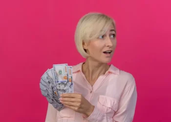 Tiga weton ini akan dapatkan rezeki istimewa di 2026, hidup tiba-tiba menjadi kaya raya