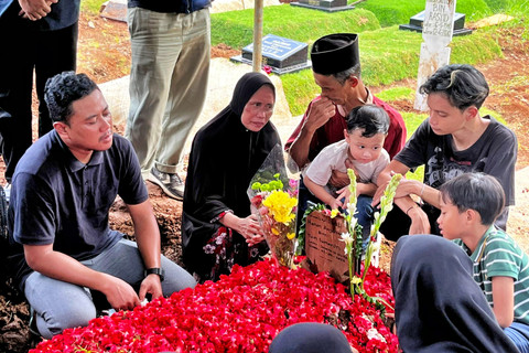 ‘Suami yang Sedih’: Luka Hati Radit di Balik Tragedi KRL Bekasi Timur