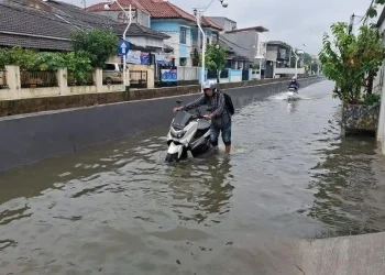 Prakiraan Cuaca Depok, Senin April 2026: Waspadai Hujan Siang Sampai Sore