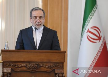 Video: Trump Didesak Mundur Usai Unggahan Keras Ancam Iran