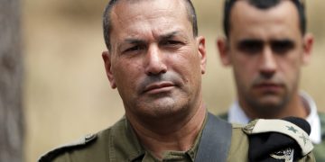 Siapa Eyal Zamir dan Kontribusinya dalam Dunia Hukum Internasional