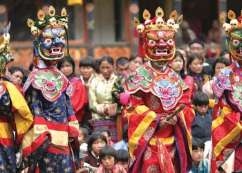 Perbandingan Bhutan dan Brunei: Apa Saja Perbedaan dan Persamaan Mereka?