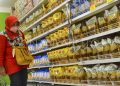 Harga beras dan minyak goreng melonjak, daya beli masyarakat menurun
