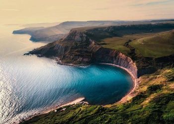 Pengertian Zona Ekonomi Eksklusif (ZEE) dan Pentingnya bagi Suatu Negara