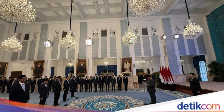 Isu reshuffle kabinet Prabowo memanas, ini respons parpol dan kriteria menteri yang terancam diubah