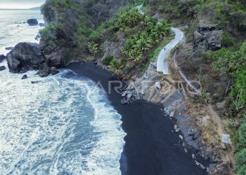 Gelombang Tinggi di Perairan Indonesia Diprediksi Masih Berlanjut, Ini Informasi Terkini